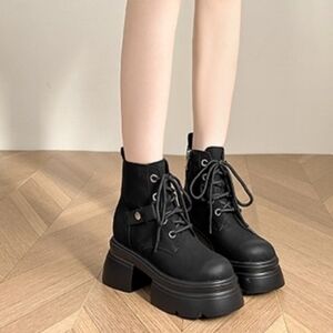 Women Shoes Lace Up Boots